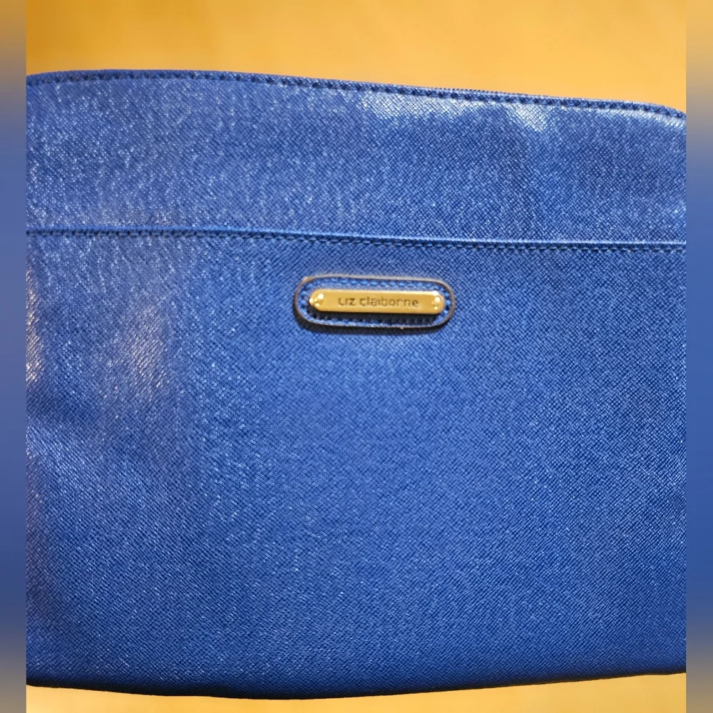 Liz Claiborne Blue 8x10 Tablet Sleeve